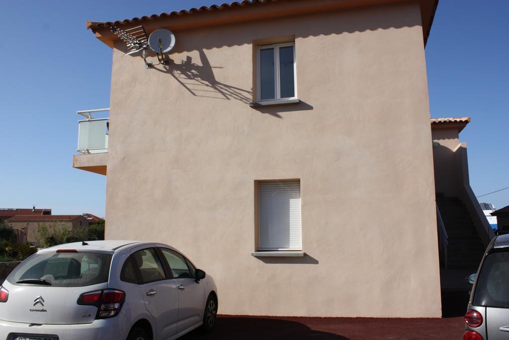 Residence Des Iles LʼÎle-Rousse Esterno foto